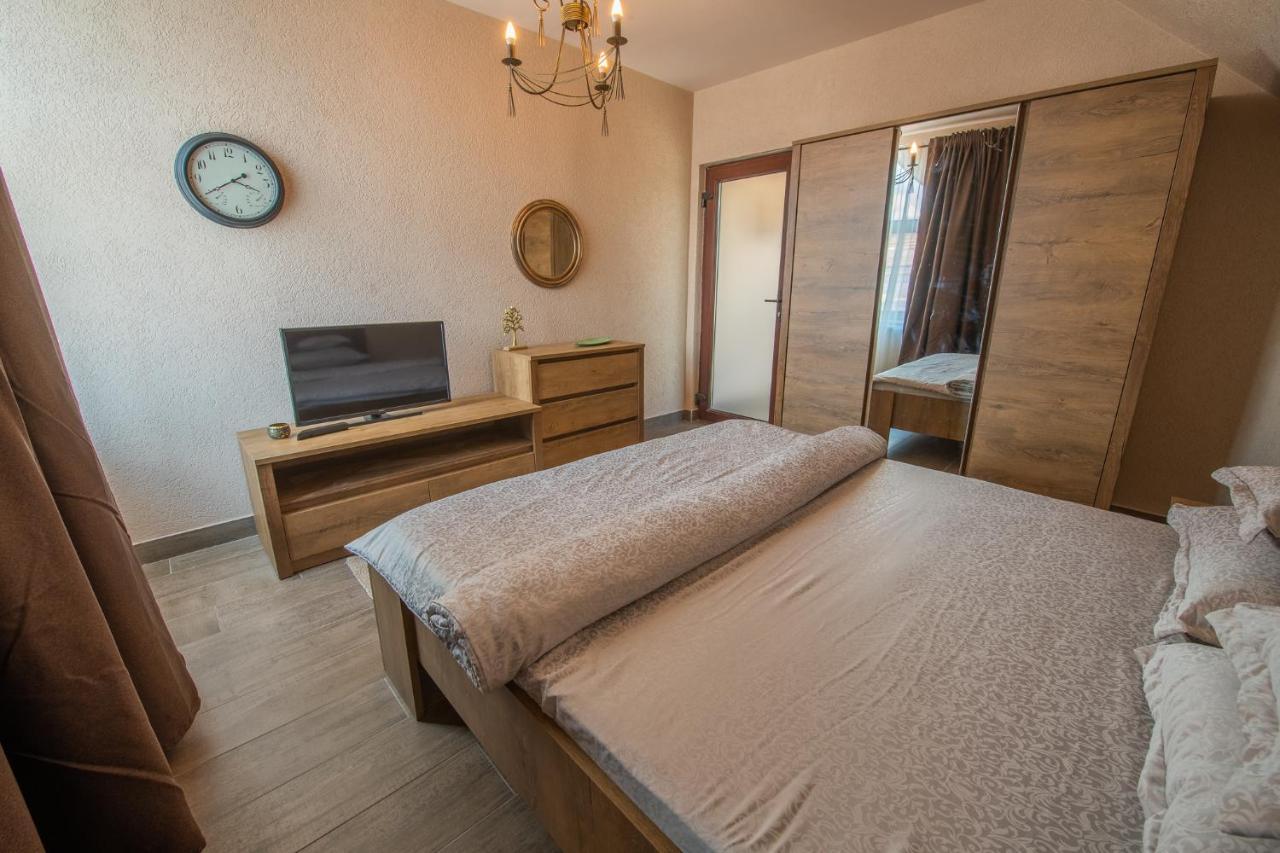 Braun Residence Săcele Exterior foto